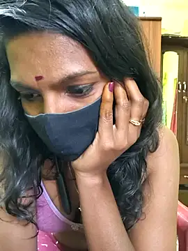 Snapshot of Honey_rosetamil chatting on November 21, 2025, 6:01 am Honey rosetamil online show from November 21, 2025, 6:01 am