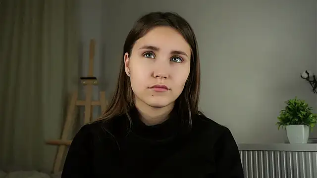 Snapshot of EthalFlowers chatting on October 18, 2025, 12:35 am EthalFlowers online show from October 18, 2025, 12:35 am