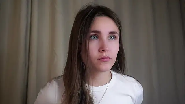 Snapshot of EthalFlowers chatting on November 8, 2025, 1:17 am EthalFlowers online show from November 8, 2025, 1:17 am