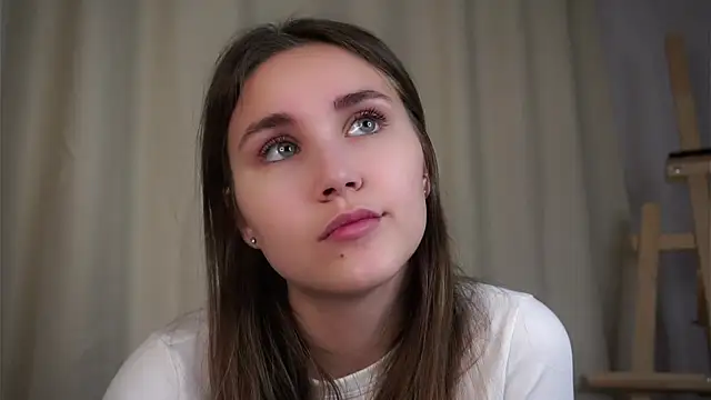 Snapshot of EthalFlowers chatting on November 10, 2025, 1:15 am EthalFlowers online show from November 10, 2025, 1:15 am