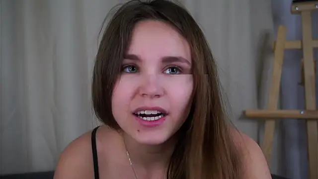 Snapshot of EthalFlowers chatting on November 13, 2025, 12:31 am EthalFlowers online show from November 13, 2025, 12:31 am