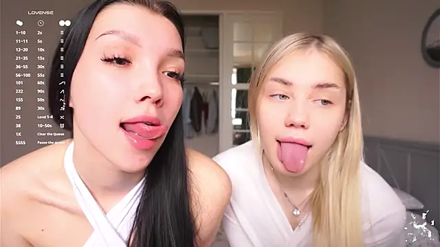 LilianBenskin online show from April 18, 2026, 7:12 am