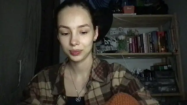 Snapshot of Yuna5343 chatting on September 23, 2025, 10:24 pm Yuna5343 online show from September 23, 2025, 10:24 pm