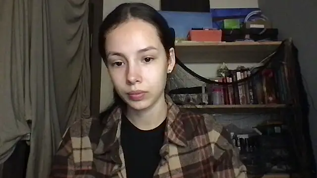 Snapshot of Yuna5343 chatting on November 5, 2025, 7:58 pm Yuna5343 online show from November 5, 2025, 7:58 pm