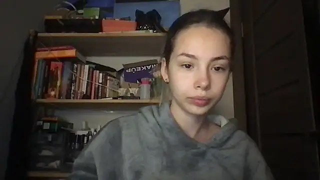 Snapshot of Yuna5343 chatting on November 20, 2025, 7:35 pm Yuna5343 online show from November 20, 2025, 7:35 pm