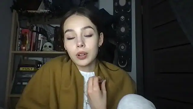 Snapshot of Yuna5343 chatting on February 3, 2026, 2:53 am Yuna5343 online show from February 3, 2026, 2:53 am