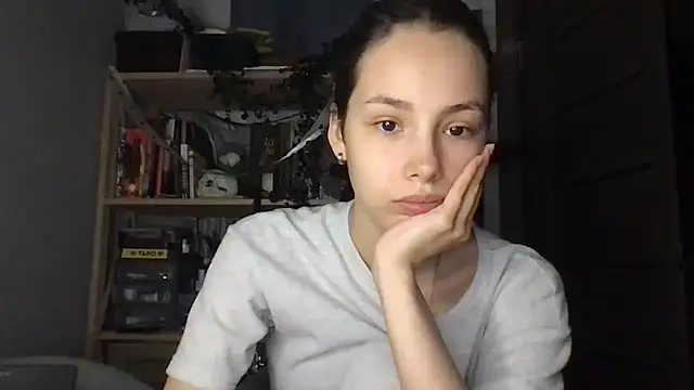 Snapshot of Yuna5343 chatting on February 25, 2026, 8:51 pm Yuna5343 online show from February 25, 2026, 8:51 pm