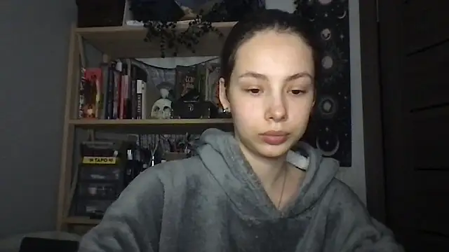 Snapshot of Yuna5343 chatting on March 3, 2026, 12:28 am Yuna5343 online show from March 3, 2026, 12:28 am