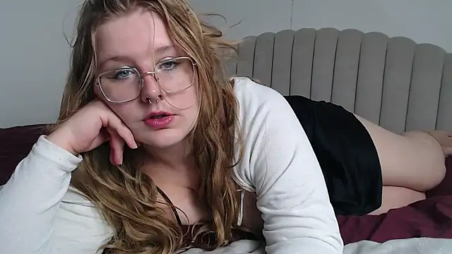 AgnesRoseCams online show from September 24, 2025, 8:50 am