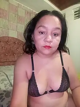 Snapshot of Paolasuj87_rummber9 chatting on September 16, 2025, 1:06 am Paolasuj87 rummber9 online show from September 16, 2025, 1:06 am