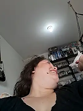 valkiriabbw online show from September 19, 2025, 11:44 am