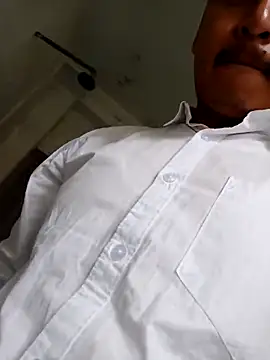 lilldickyyy online show from November 2, 2025, 7:55 am