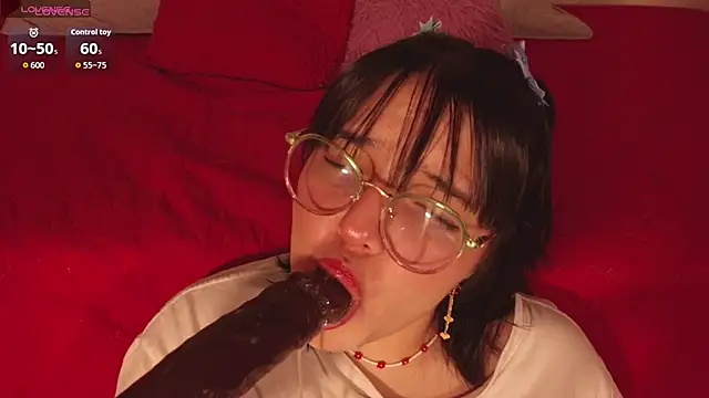 Gaby99  online show from November 18, 2025, 10:52 am