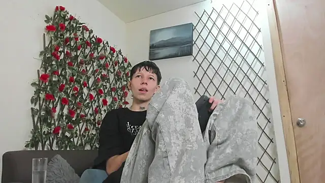 Snapshot of LiamBrown09 chatting on June 20, 2026, 7:27 pm LiamBrown09 online show from June 20, 2026, 7:27 pm