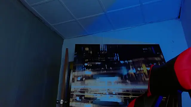 Snapshot of alexgiraldo__ chatting on May 16, 2026, 11:57 pm alexgiraldo online show from May 16, 2026, 11:57 pm