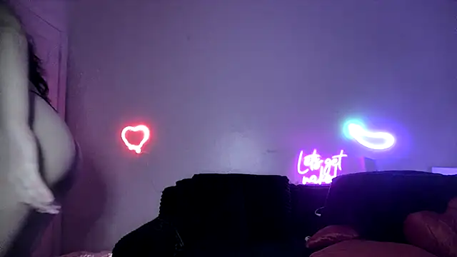 torithequeen online show from October 1, 2025, 12:49 am