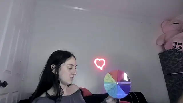 Snapshot of torithequeen chatting on January 19, 2026, 3:32 am torithequeen online show from January 19, 2026, 3:32 am