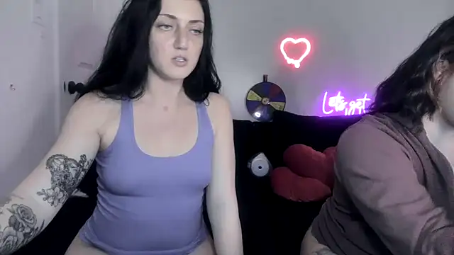 Snapshot of torithequeen chatting on March 4, 2026, 3:34 am torithequeen online show from March 4, 2026, 3:34 am