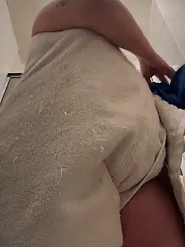 Snapshot of karobaby_ chatting on December 17, 2025, 7:42 pm karobaby online show from December 17, 2025, 7:42 pm