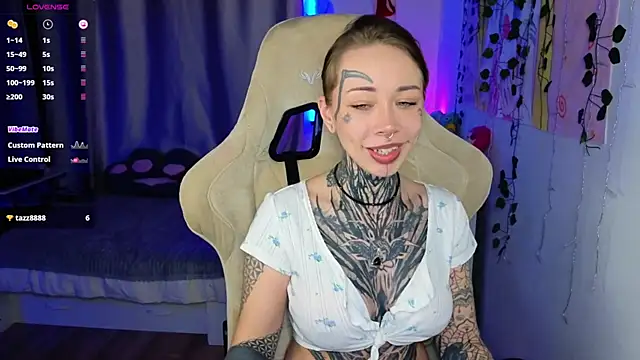 bunnykellyyy online show from February 28, 2026, 6:53 pm