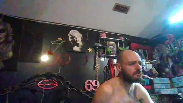 Splash Queen420 online show from February 24, 2026, 3:48 am