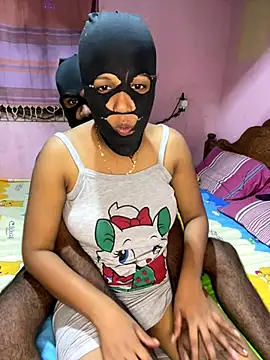 Snapshot of Sadaru_ chatting on September 30, 2025, 2:22 pm Sadaru  online show from September 30, 2025, 2:22 pm