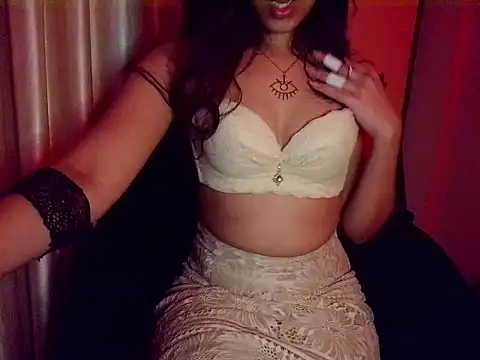 Snapshot of redruby_xoxo chatting on November 11, 2025, 7:36 pm redruby xoxo online show from November 11, 2025, 7:36 pm