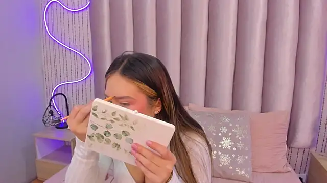 Snapshot of SamanthaPeachss chatting on November 13, 2025, 12:15 pm SamanthaPeachss online show from November 13, 2025, 12:15 pm