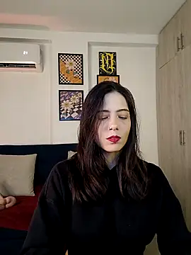 mishelkrave  online show from October 19, 2025, 11:16 pm