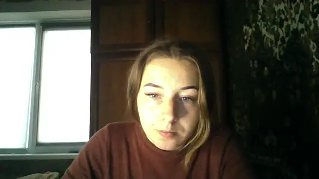 Kitten36 online show from September 16, 2025, 3:13 pm