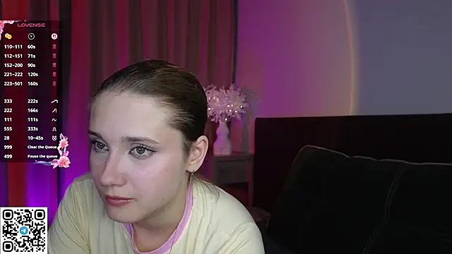 MistyFever online show from October 7, 2025, 7:11 pm