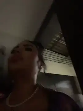 MaddyGray  online show from December 4, 2025, 7:17 am