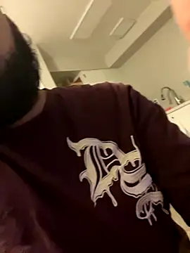 Bbrn69official online show from December 5, 2025, 2:42 am