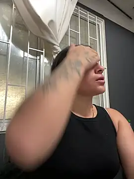 Alyha Cortes online show from February 9, 2026, 1:26 pm