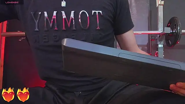 DimitriDeluxe online show from October 27, 2025, 8:24 pm