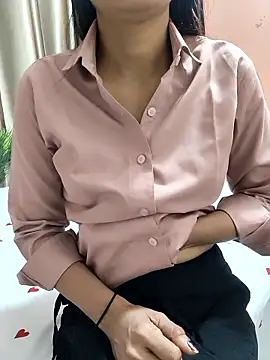 Snapshot of Shalu_G chatting on January 17, 2026, 2:49 am Shalu G online show from January 17, 2026, 2:49 am