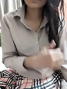 Snapshot of Shalu_G chatting on February 1, 2026, 7:18 am Shalu G online show from February 1, 2026, 7:18 am