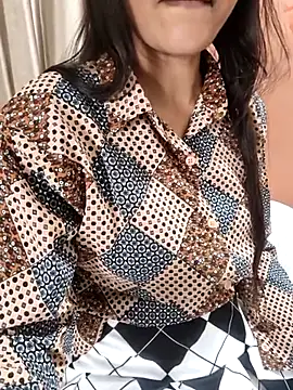 Snapshot of Shalu_G chatting on February 26, 2026, 9:41 am Shalu G online show from February 26, 2026, 9:41 am