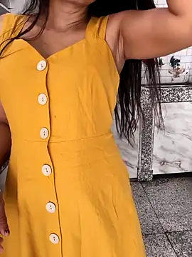 Shalu G online show from March 5, 2026, 9:49 am