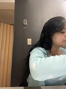 Snapshot of Emily_Rivers_ chatting on November 4, 2025, 1:10 pm Emily Rivers online show from November 4, 2025, 1:10 pm