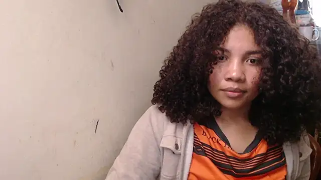 madelene online show from April 16, 2026, 2:45 am