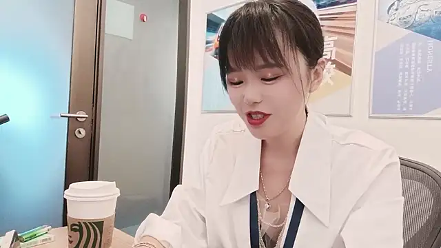 KKMM168 online show from October 20, 2025, 1:39 am