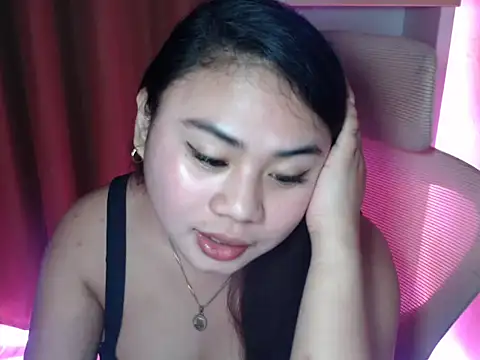 Snapshot of Annafoxy2xx chatting on May 5, 2026, 12:46 pm Annafoxy2xx online show from May 5, 2026, 12:46 pm