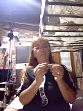 SexyHottMom online show from December 18, 2025, 12:55 pm