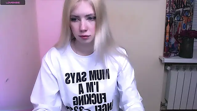 AliceHotty  online show from February 16, 2026, 7:59 am