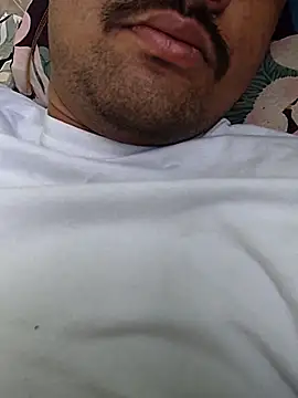 Snapshot of indori_baba chatting on October 12, 2025, 10:03 am indori baba online show from October 12, 2025, 10:03 am