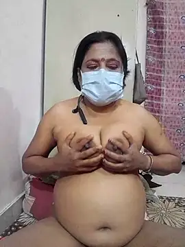 mature mimi online show from February 25, 2026, 6:17 pm