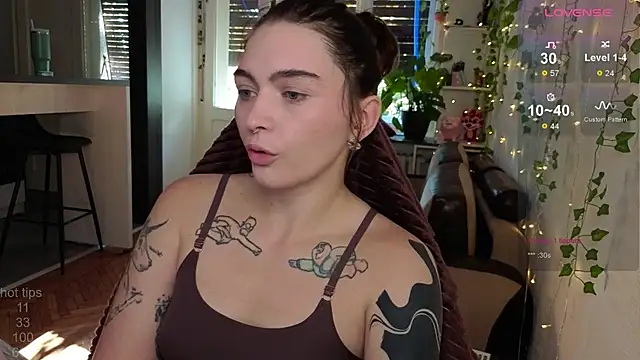 Snapshot of dorfmatratze__ chatting on October 19, 2025, 7:20 am dorfmatratze online show from October 19, 2025, 7:20 am