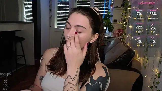 Snapshot of dorfmatratze__ chatting on November 7, 2025, 8:58 am dorfmatratze online show from November 7, 2025, 8:58 am