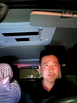 huanhuanaaaaa online show from April 4, 2026, 12:57 pm